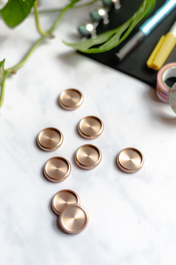 Rose gold discs for the Asoki Planner binding
